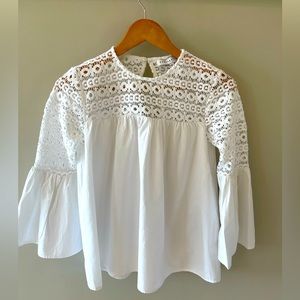 Beautiful spring and summer blouse, lace detail, 3/4 sleeves, size XS